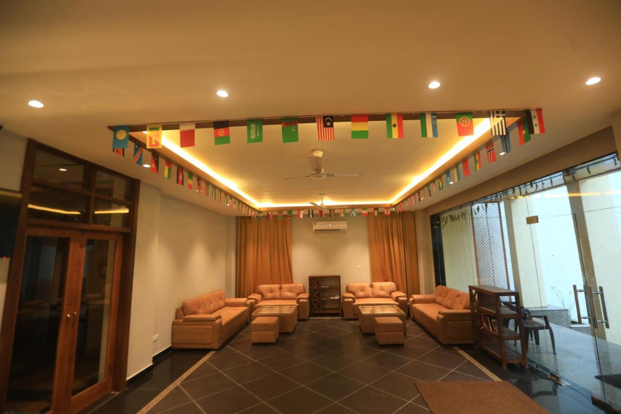 Hotel Aqua Vibes Rishīkesh Extérieur photo